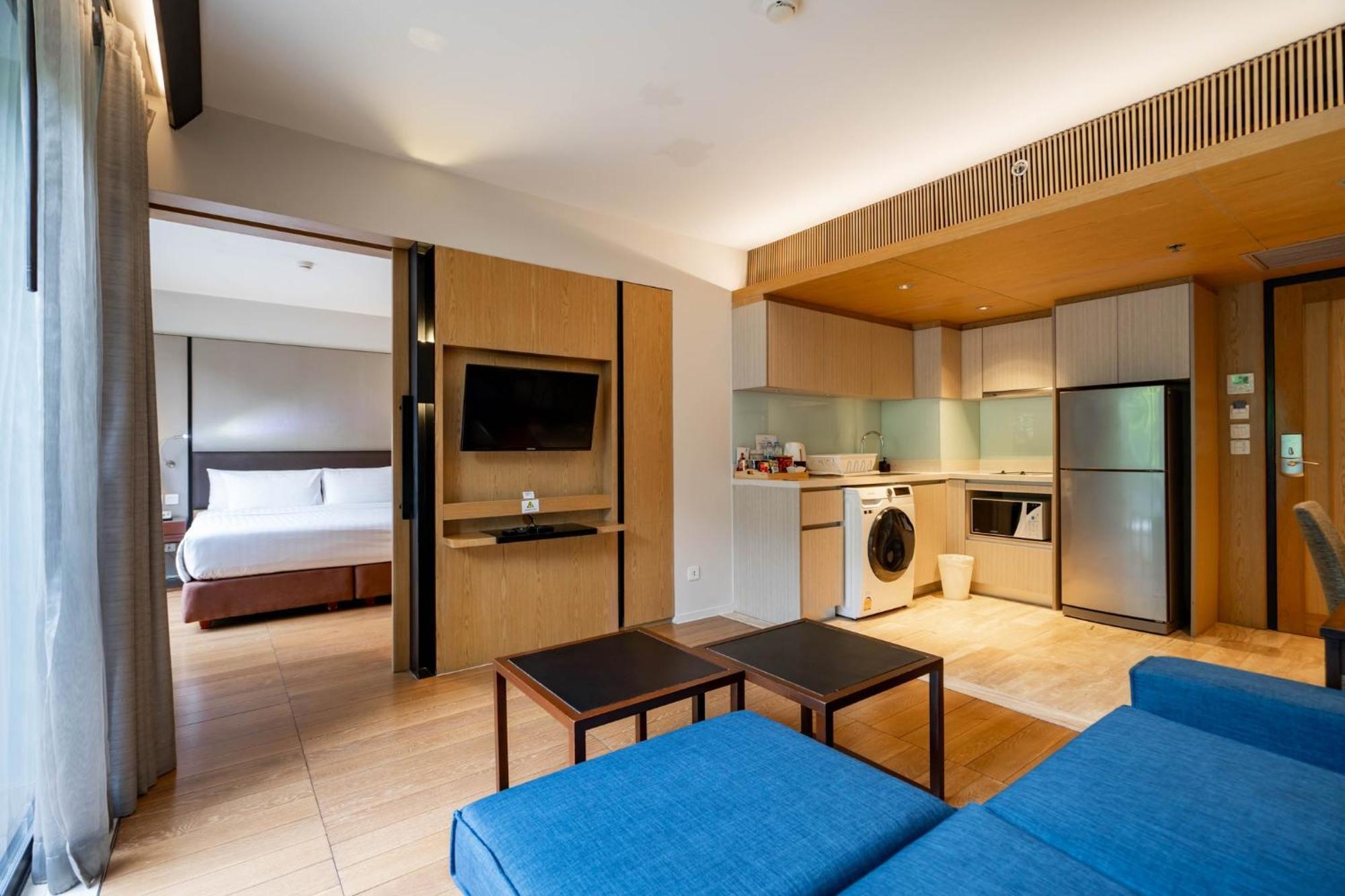 Arcadia Suites Bangkok Exterior foto