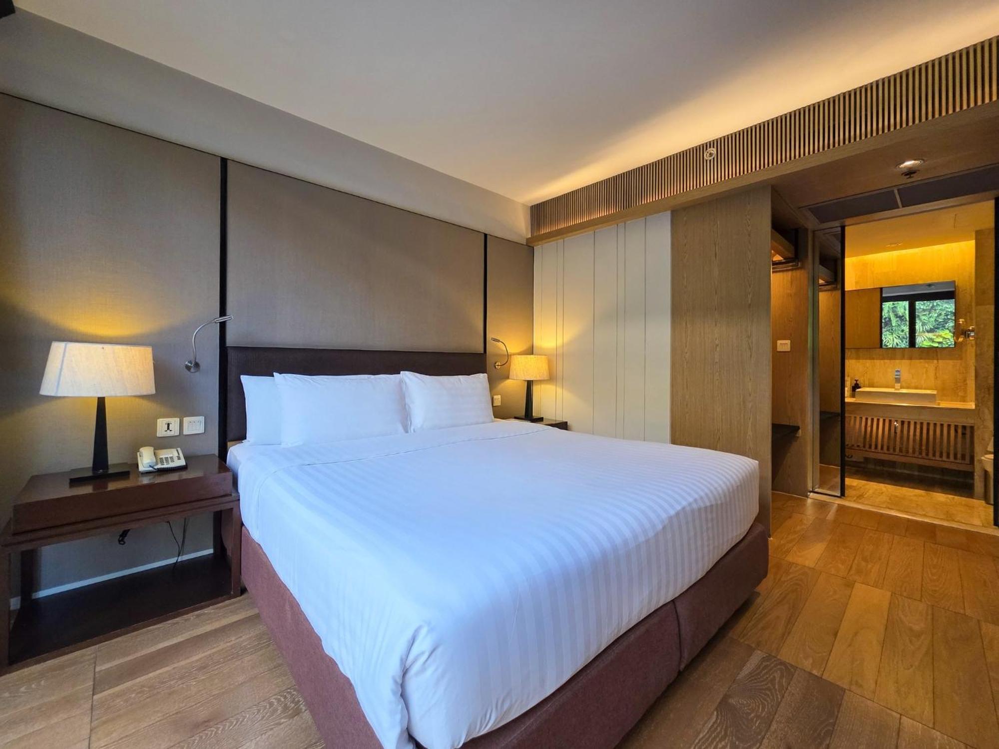 Arcadia Suites Bangkok Exterior foto
